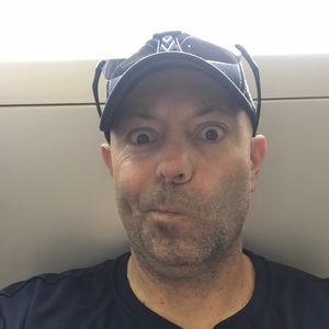 Meet your Posher, Troy